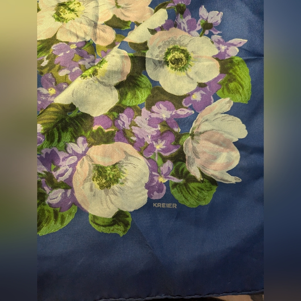 Kreier Light Scarf